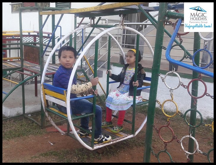 _MagicHolidays's tweet photo. Our esteemed member Mr. Koijam &amp; family enjoying their Mahabaleshwar holiday at #MagicHolidays #Mahabaleshwar resort. https://t.co/85YNJo2G9D