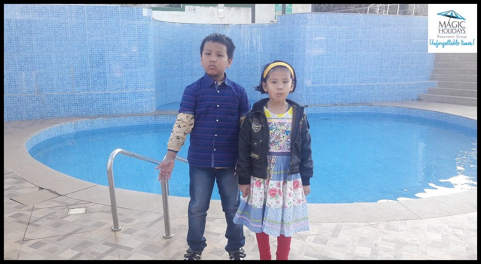 _MagicHolidays's tweet photo. Our esteemed member Mr. Koijam &amp; family enjoying their Mahabaleshwar holiday at #MagicHolidays #Mahabaleshwar resort. https://t.co/85YNJo2G9D