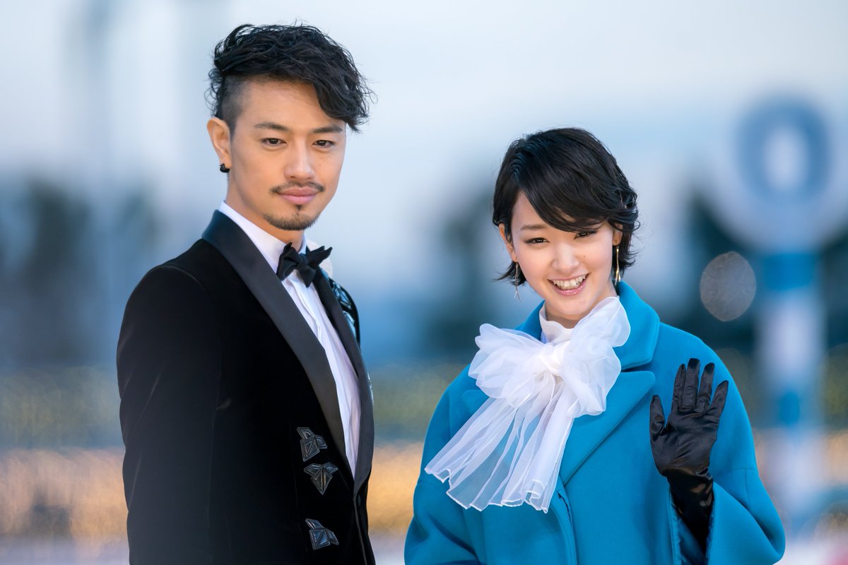 斎藤工さん、剛力彩芽さん 2016/12/29 東京大賞典 表彰式 大井競馬場