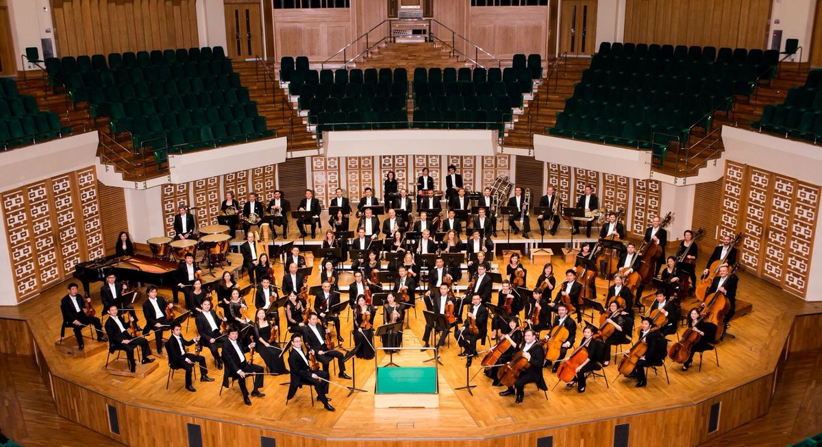 Ring in the #NewYear in true #Viennese style with the #HongKongPhilharmonic! Get your tickets here: goo.gl/DtmKjk  #orchestra