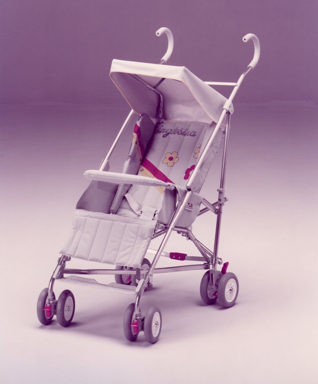 inglesinabebe's tweet photo. #TBT Esa silla de paseo podría ser la antecesora de nuestra #ZippyLight. Su nombre era Super Speedy, y era ligera y compacta https://t.co/EQFjDZmUKw