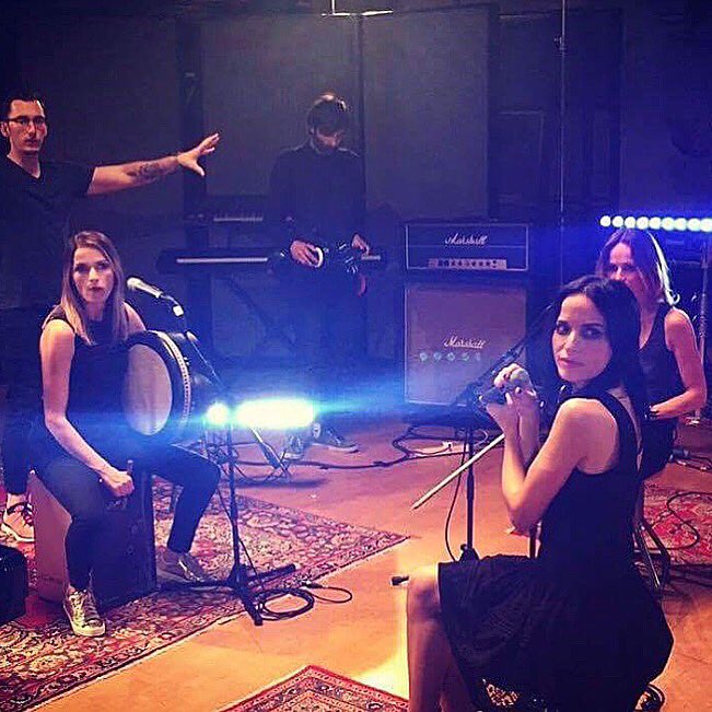 TheCorrs_uk tweet media