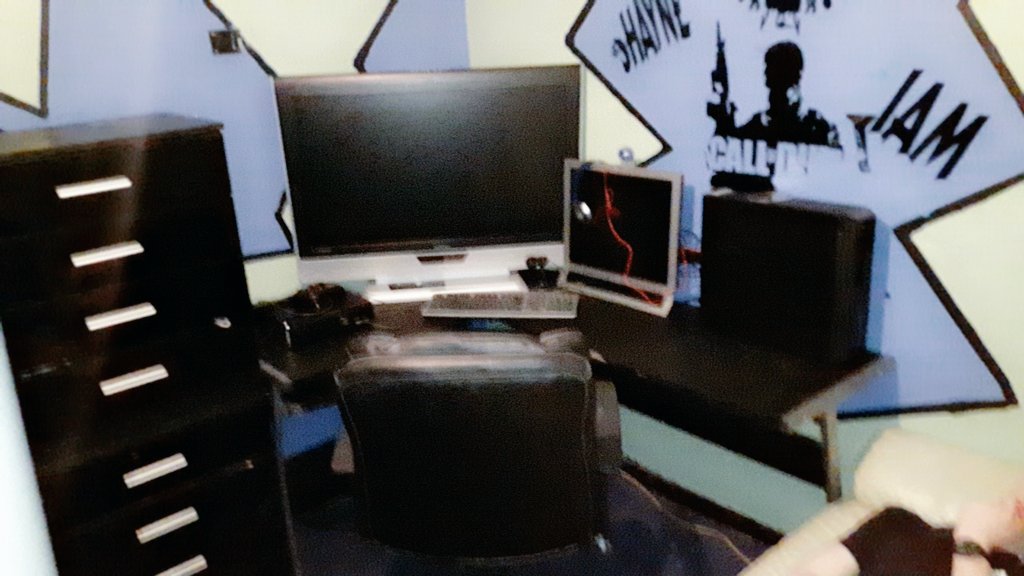 beta_rage's tweet photo. Setup all sorted for my shaynie. He so happy bless him #firstsetup @SyidRiveravlogs he wanted to show u ๐ https://t.co/kG6ubocpsl