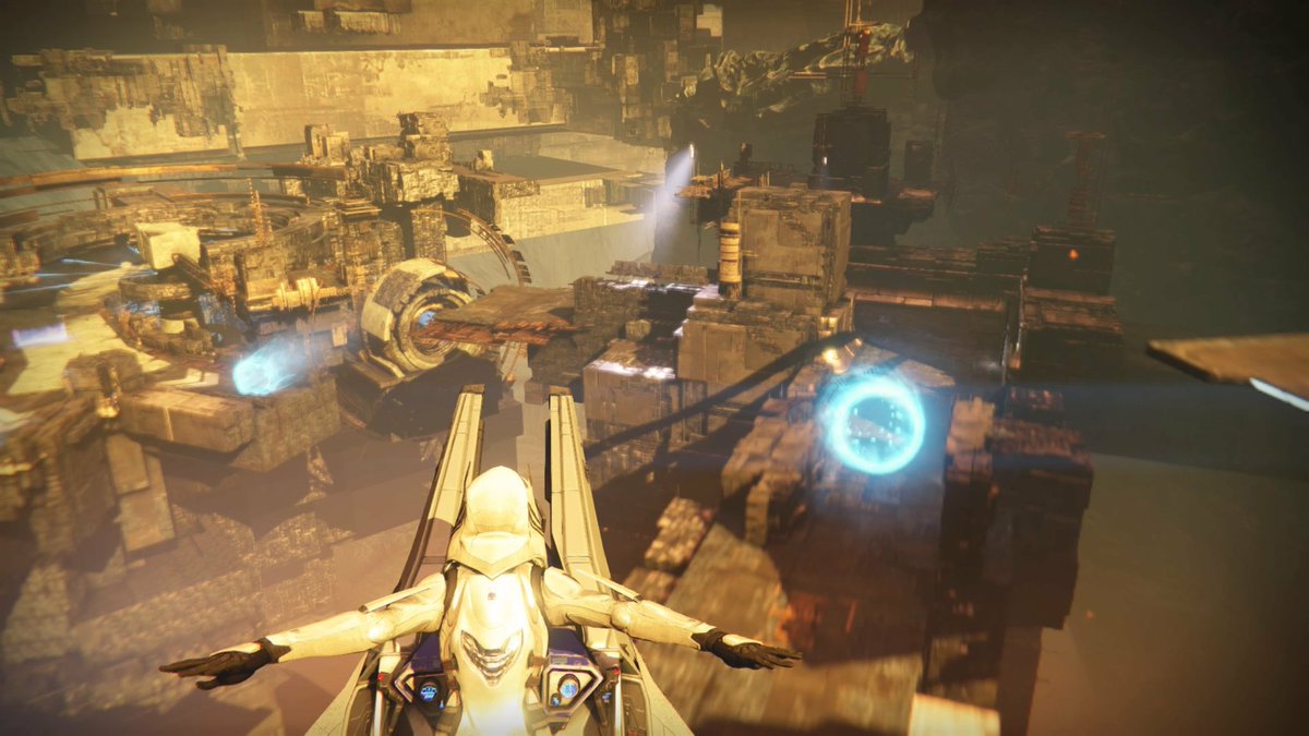 Partchy77's tweet photo. @GuardiansofD #GRlighthouse spinning around to look at the track after going through the portals.
Doing this for a buddy.😊 https://t.co/qIvoQkld8B
