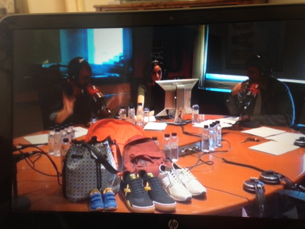 semantisme's tweet photo. Veient @lasegonahora amb @munichsports !! https://t.co/oZ8ow2kwTd