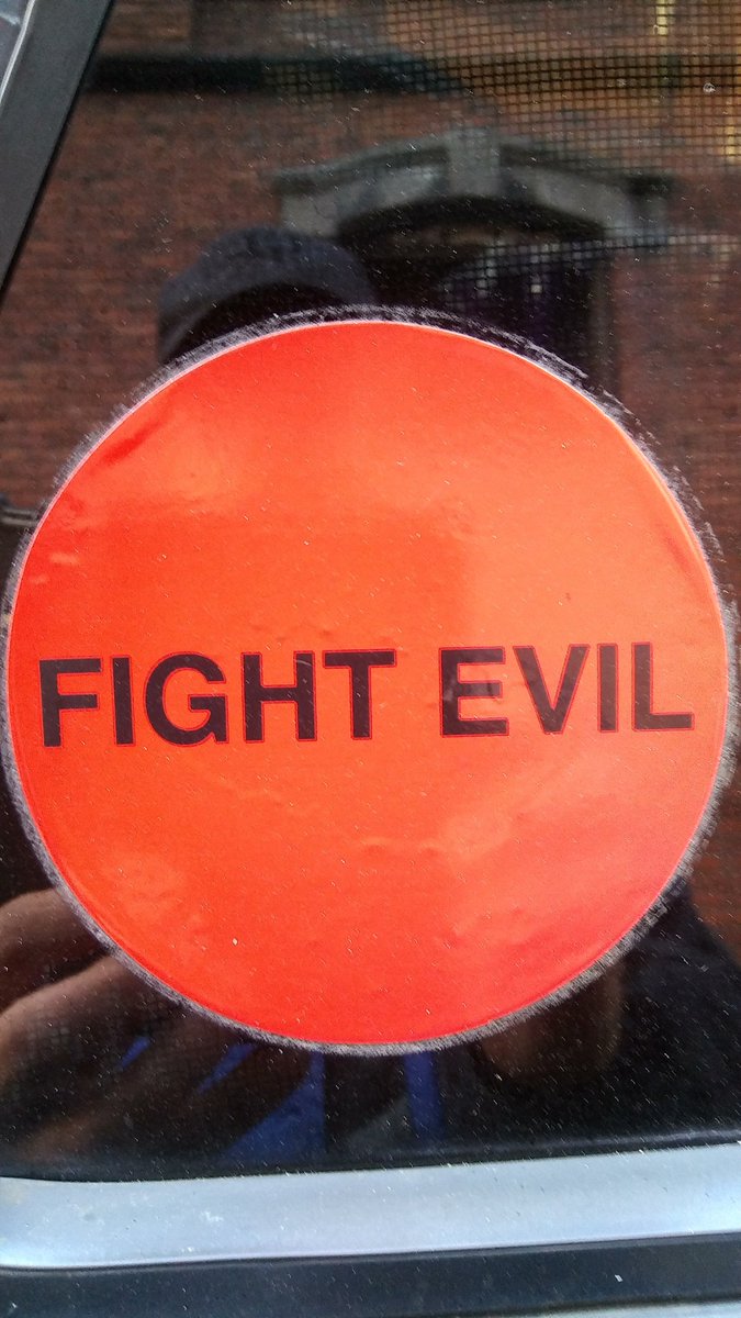 Jeffrey04555296's tweet photo. Fight . https://t.co/q9NiFfMCSn