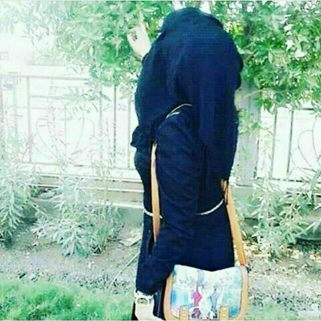 fahim06561151's tweet photo. جمال المرأة في ثلاث
تتألم ولاتتكلم
تحب ولاتخون 
تبكي ولاتصرخ 
فليس كل امرأة مبتسمة سعيده
فوراء كل إبتسامة ألم شديد https://t.co/c0yNelCibD