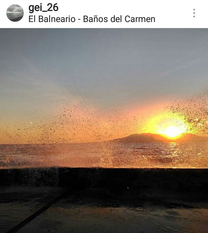 estrelladiaz2's tweet photo. Yo no sabía que el cielo de #Madrid fuera el pulmón de España. Aquí les dejo un cielo despejado,limpio y no salimos en todas las portadas https://t.co/TZXWUxmHgm