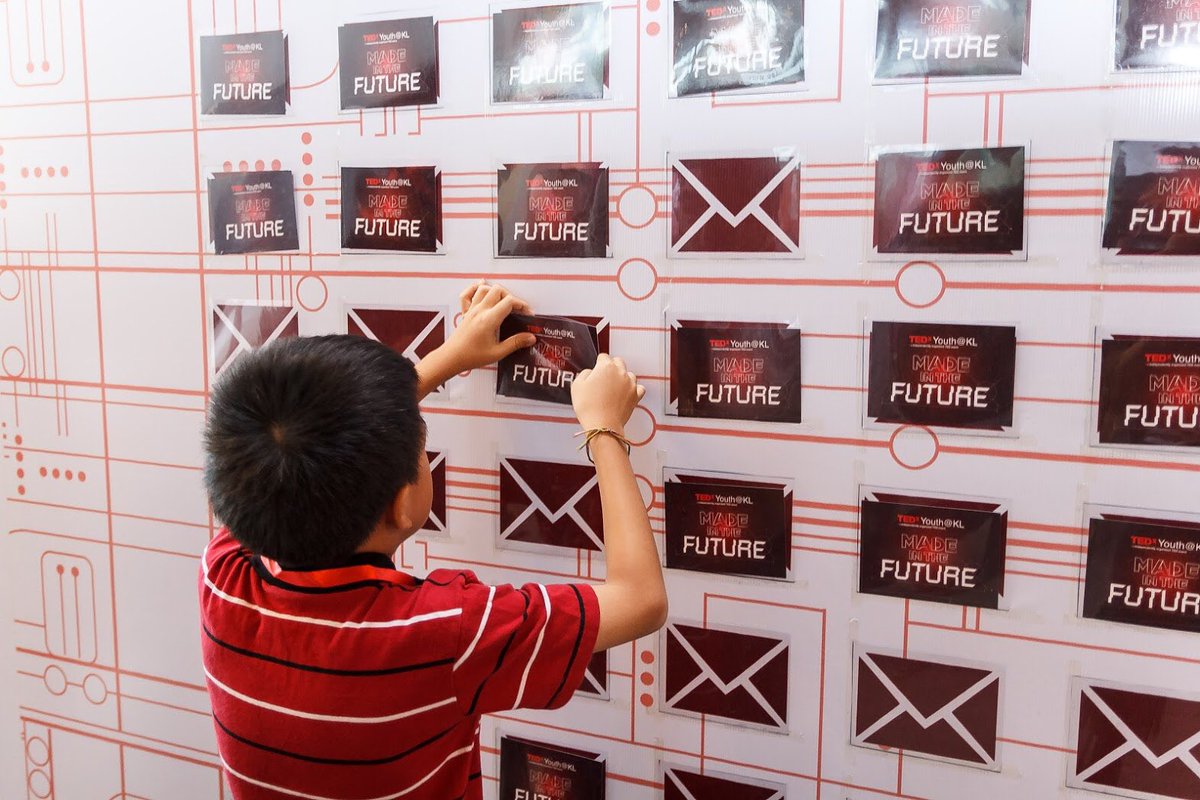 TEDxYouthKL's tweet photo. 👨Dear future self, you're never too young to start writing to yourself. ---👶past self
Share your #MadeInTheFuture postcards &amp; win goodies🎁. https://t.co/HOlykIG8MR