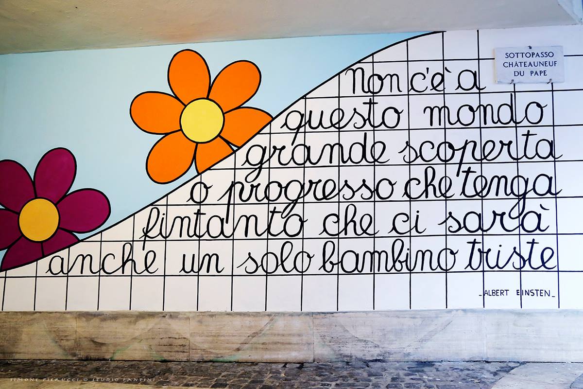 PSmarriti's tweet photo. #tinaloiodice #streetart #castelgandolfo #women #children #murales
@PSmarriti https://t.co/aF97MgtbqW