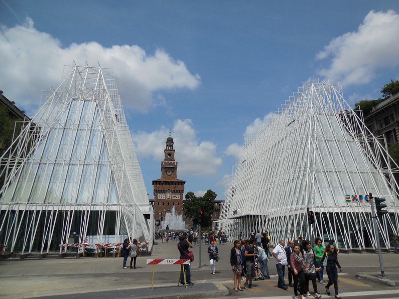MI_TU's tweet photo. #expogate Expo Gate https://t.co/DnzgRIrZnx https://t.co/bgHWzdv9Wx