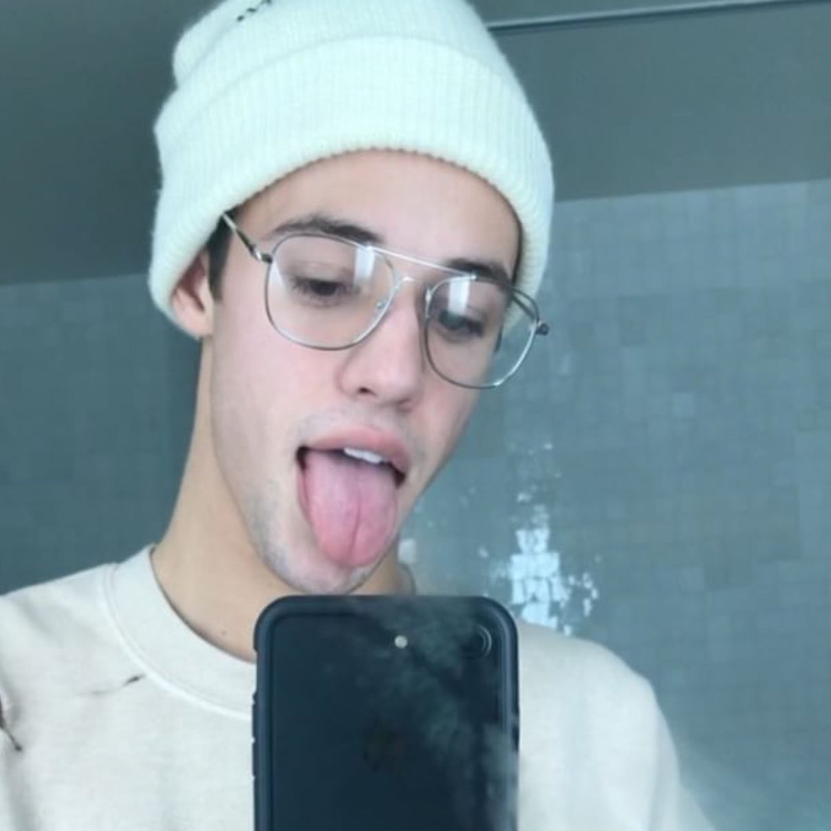 updates4dallas's tweet photo. "😛" ~ via Cameron Dallas' IG https://t.co/iQiaeX9ld4
