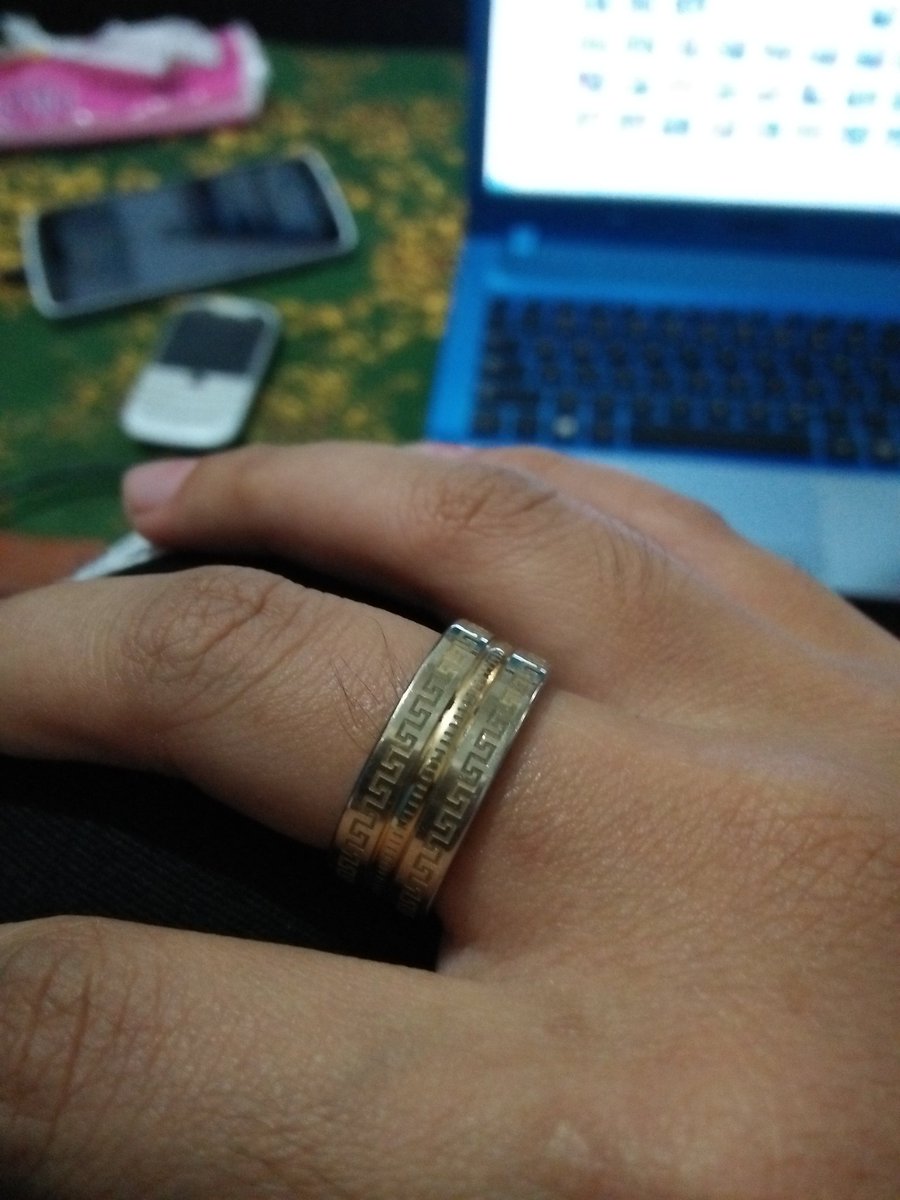 dhewyy_dewi's tweet photo. 💍💑👫💕 https://t.co/exNTVDjDTh