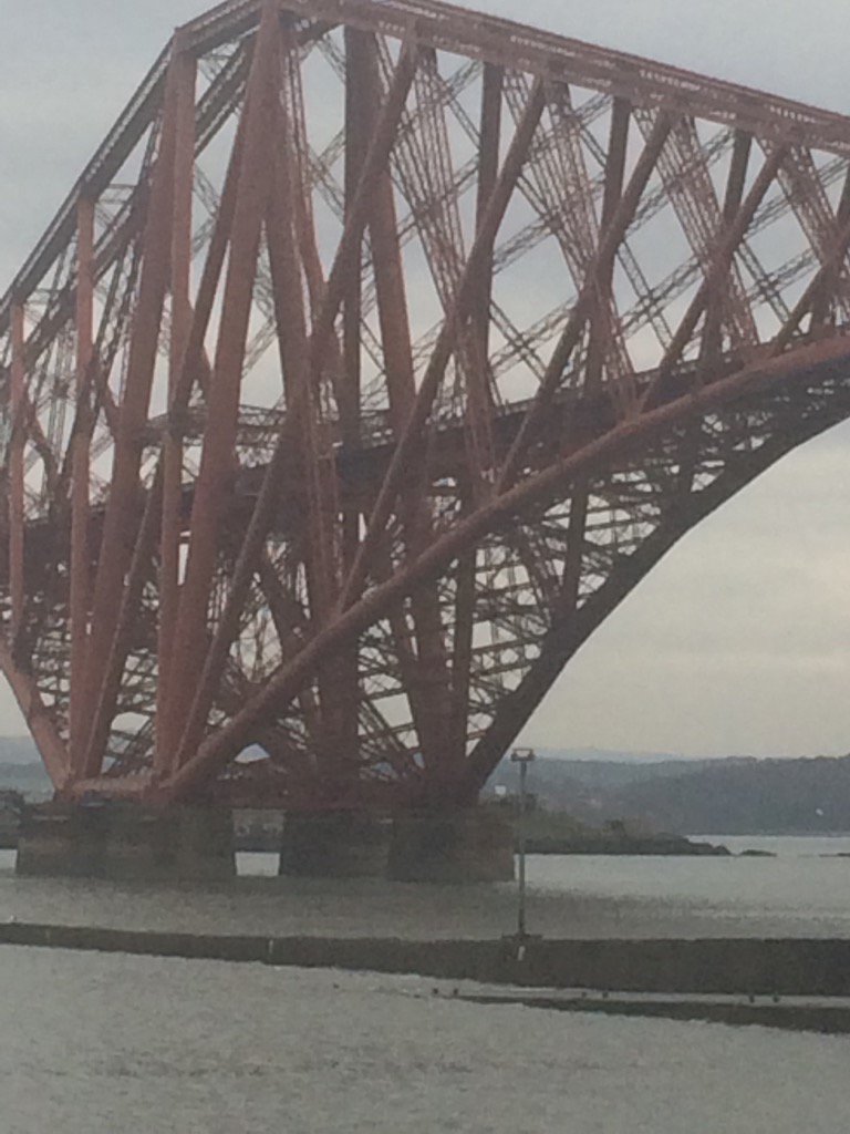 nazipova's tweet photo. Beautiful in any weather. #forthroadbridges #scotland https://t.co/YjCZMUtrlL