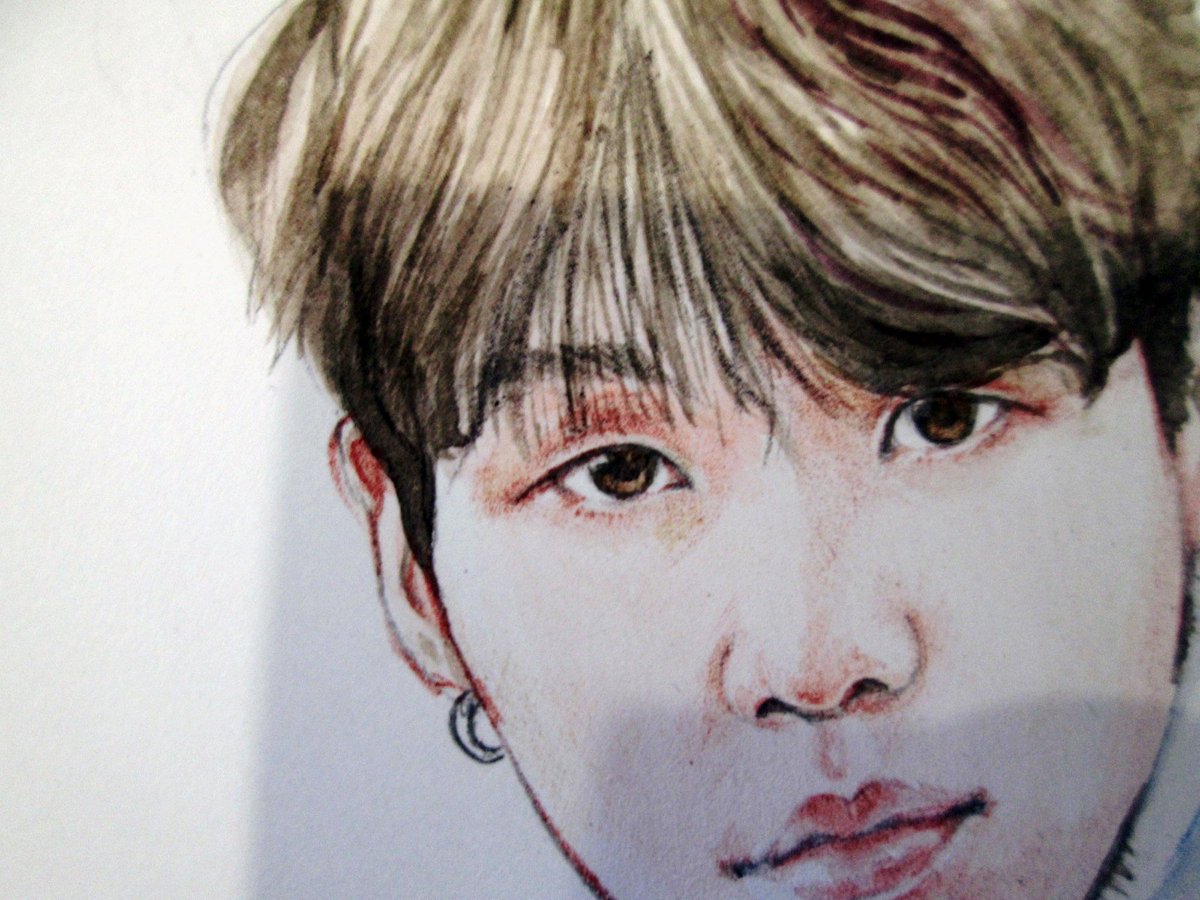 WillFort_c_'s tweet photo. I know how to show NO signs of life. I really know how :")
#TeamBTS 
Time for New Year drawings...I guess.... https://t.co/tuBrx7BjCH