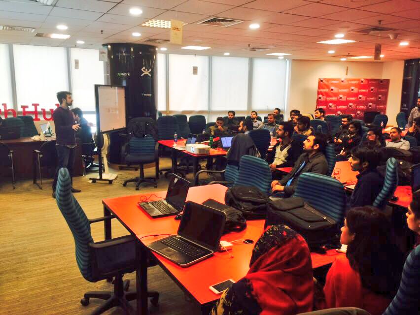 TechHubConnect's tweet photo. Mr.@naqisyed conducting an interactive session with #9thcycle #freelancers to help them communicate better with their clients. #TechForGood https://t.co/3K4NSmNOFA