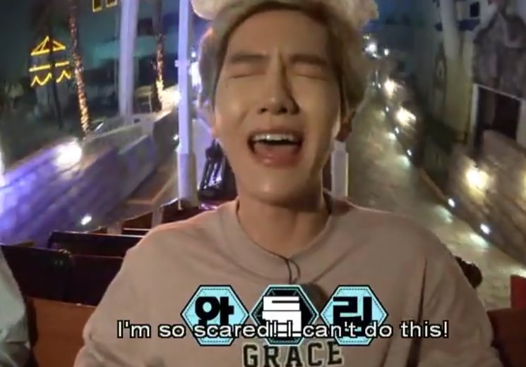 keichannie's tweet photo. HAHA BAEKHYUUUN love na kitaaaaaaaa #EXOSecondBox https://t.co/BWQmXs8LZ1