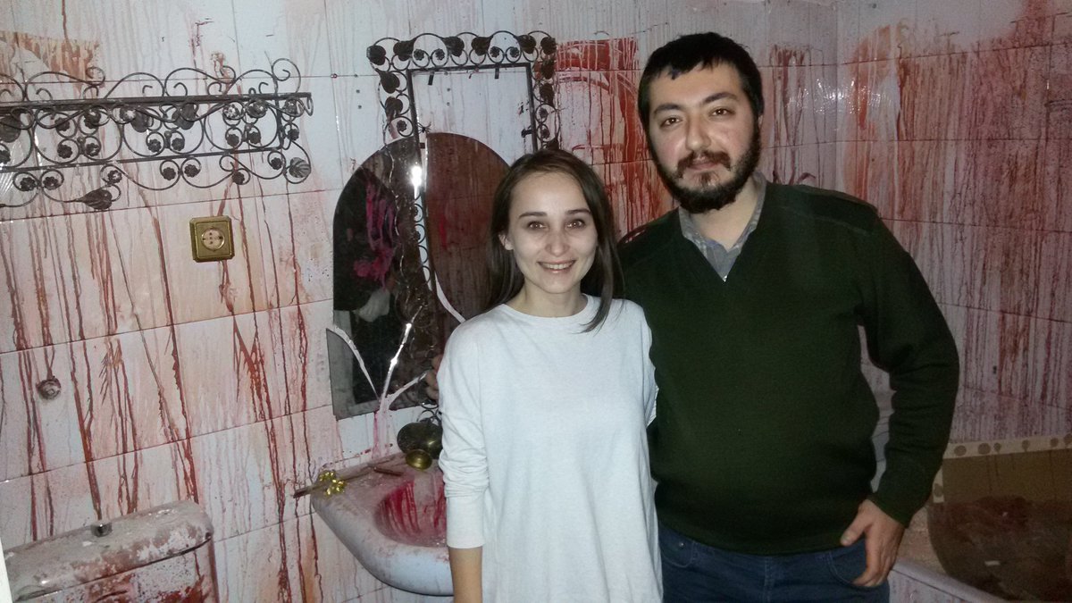 Katil Ressamın evinden kaçmayı başardılar. Tebrikler. #korku #katilressam #evdenkaçışoyunu #korkuevi #Ankara