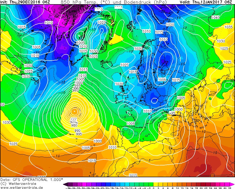 StormchaserUKEU's tweet photo. Wow the GFS 6z run freezes the U.K. Over in its extended range. Loads of snow too looking at that. #couldit #willit #wontit #uksnow ❄❄☃️ https://t.co/aVAVOasdbu