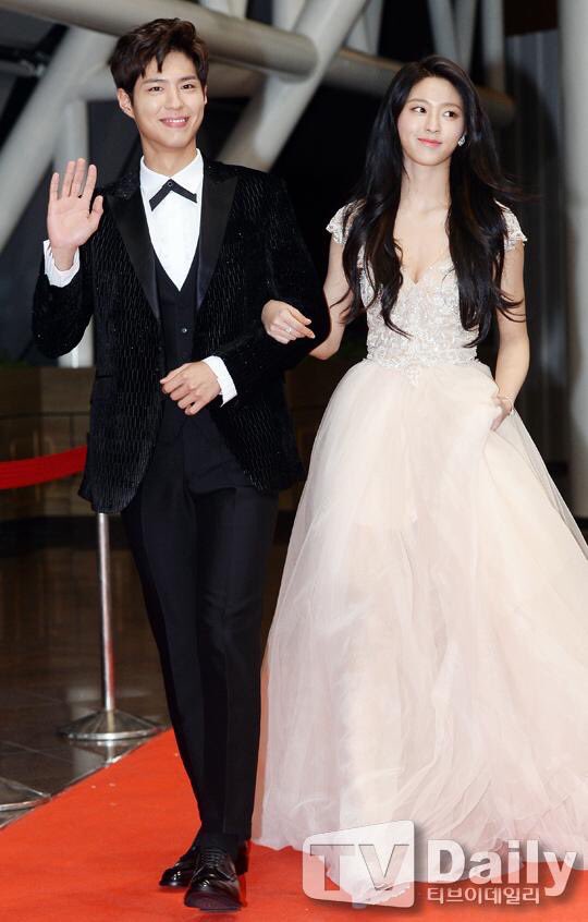 park bogum pics ✨ tweet media