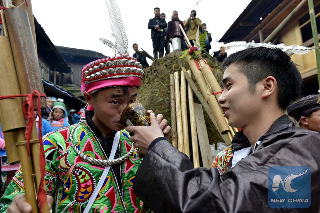 XHNews tweet picture