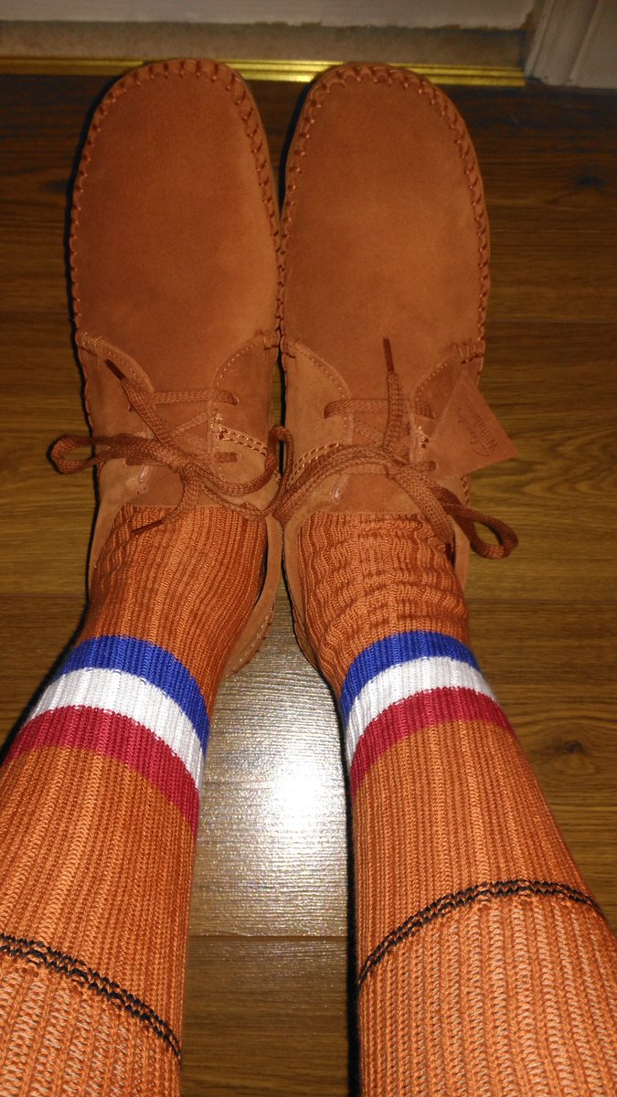 alfrankthompson's tweet image. @SockCouncil  @clarksoriginals  family meal #sockoutthursday