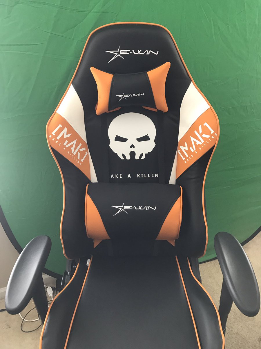 Make_A_Killing's tweet photo. Looking for a stream team that works with you? Want new followers &amp; rewards 4 your active viewers? Email us join@teammakeakilling.com #MAKP https://t.co/JGdzZX0gL2