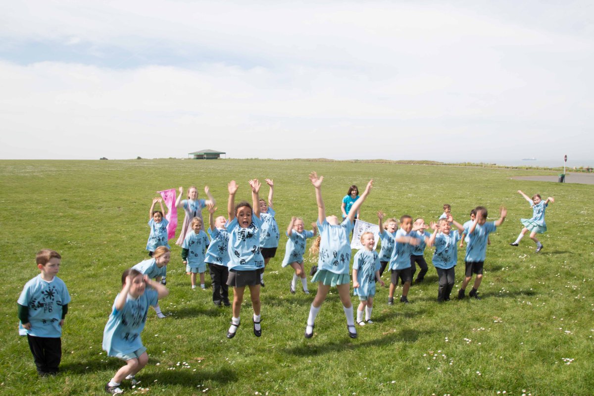 TCMargate's tweet image. Love what we do? You can make a difference and be part of bringing world class art to Margate, text TURN01 £5 to 70070