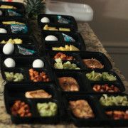 mealpreppies's tweet photo. Start the #NewYear2017 off right with your own set of #MealPrep containers - https://t.co/pve2SntGXp #mealprepmonday #mealprepcontainers https://t.co/17nj5VVkN7