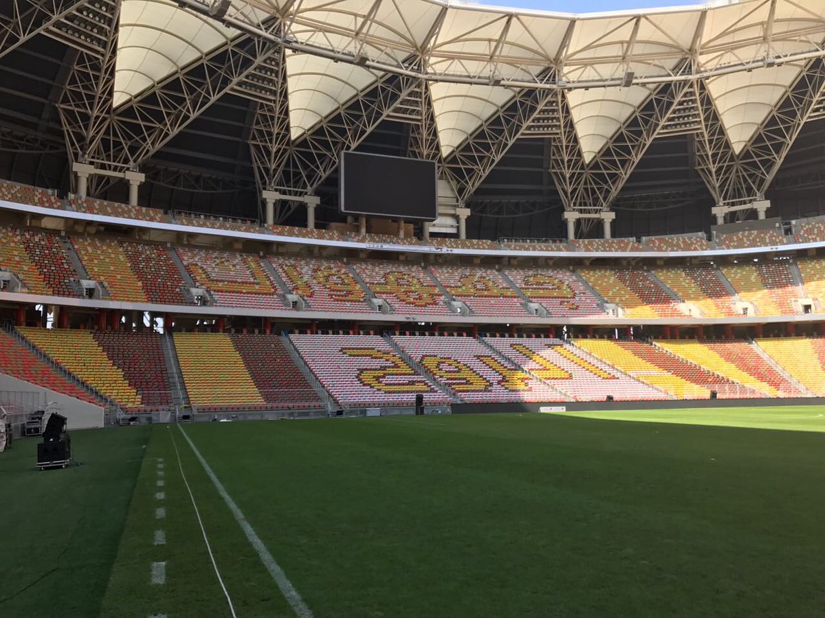 eng_uu's tweet photo. صورة متداولة من اكتمال تيفو #الاتحاد لكامل الملعب يوم غد في ملعب الجوهرة
للفخامة عنوان 
أصفر وأسود .. https://t.co/b9XjFfmPlZ