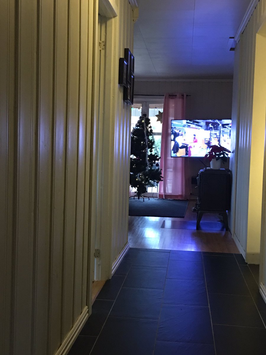 HeiaLasse's tweet photo. Når magen krangler under lynsjakk VM blir man kreativ. #nrksjakk https://t.co/P10CQtAGeh