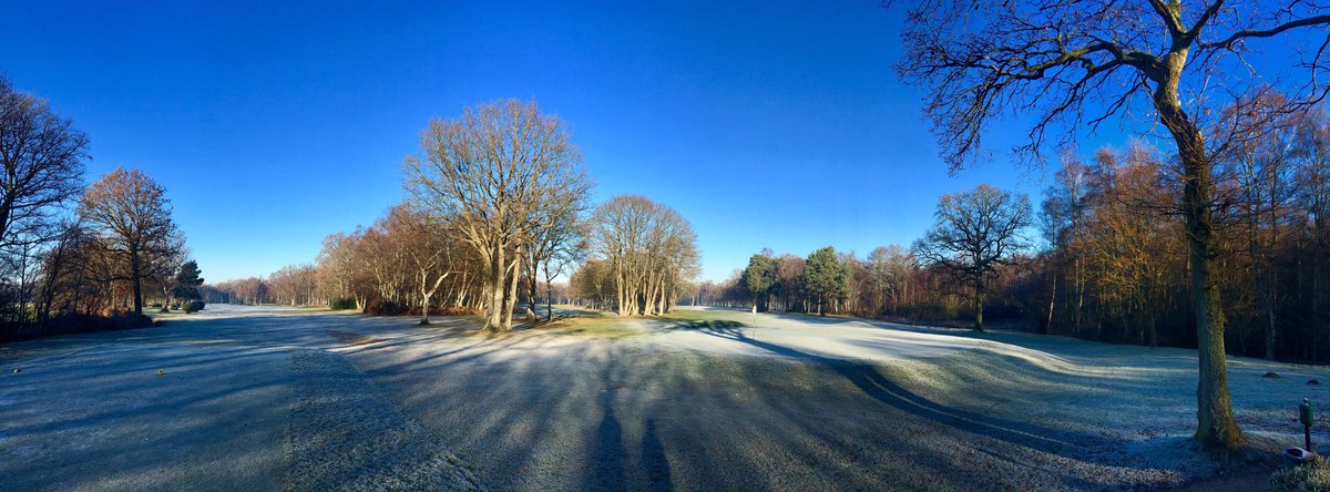EDI__ADI's tweet photo. COPTHORNE GC
This morning to see my good friend and professional Mr. Russell Buxton @CopthorneGC https://t.co/smphEsTPEK