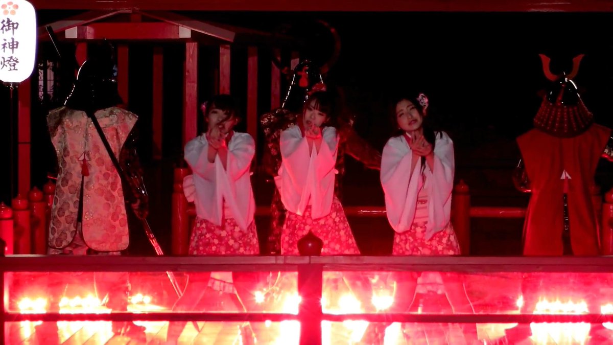 zuuu_chan26's tweet photo. 今日はずっとこれ見るの
楽しみにしてた(*^^*)
やっときたー♡

良き良き3人とも美しい😍
MVカッコイイ(´｡✪ω✪｡`) https://t.co/JccUyRSAc8