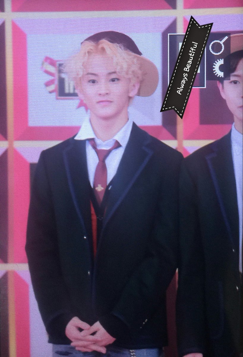 JM_0415's tweet photo. 161229 kbs 가요대축제 마크!! #마크 #민형 #MARK #NCT #NCT_DREAM  #SM #kbs #가요대축제 https://t.co/3bP9msQfap