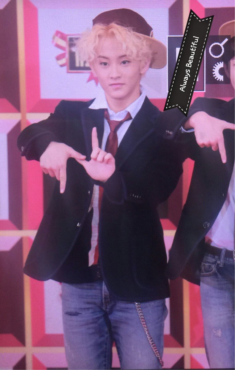JM_0415's tweet photo. 161229 kbs 가요대축제 마크!! #마크 #민형 #MARK #NCT #NCT_DREAM  #SM #kbs #가요대축제 https://t.co/3bP9msQfap