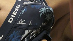 イケメン元読者モデルのモッコリ https://t.co/2gmCVbsyxF https://t.co/V3d0MludC2