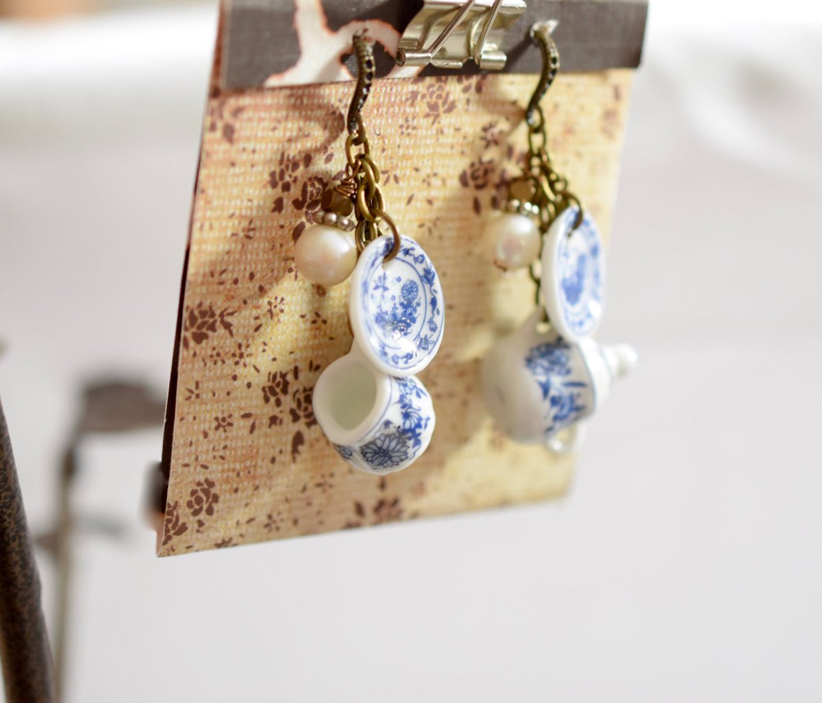 ShopMaddieandMe's tweet photo. Tea Set, English Tea, Tea Time, Tea Party, Pearl, Earring… https://t.co/UZd6rKFVZL #UniqueJewelry #TeaPartyAccessory https://t.co/GWvCnGKE2V