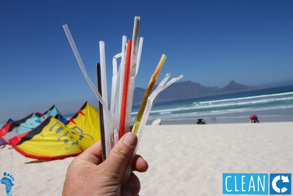 ThriveHoutBay's tweet photo. #wastewise help w/ #beachcleanups take litter home, look around pick up at least 3 items too & save our environment
#nopotentialwasted https://t.co/bRog4xgAAI