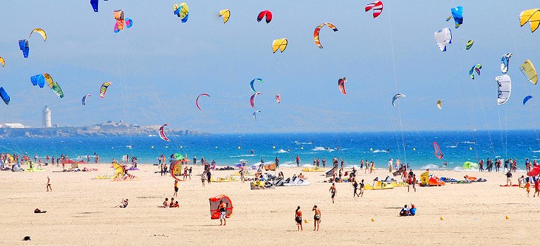 mainzflaniert's tweet photo. What about a trip to Tarifa? #travel #kitesurfing @ChelseaClinton @radiotabu https://t.co/uHtNmKZNj4