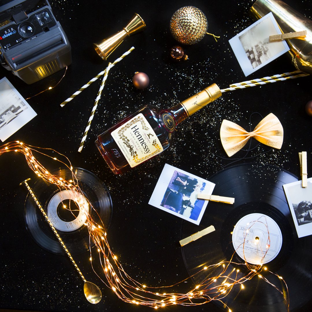 HennessyPH's tweet photo. A touch of light and pinch of glitter, a sprinkling of happy memories and a bottle of #HennessyVerySpecial to share. https://t.co/v1z6q33zMQ