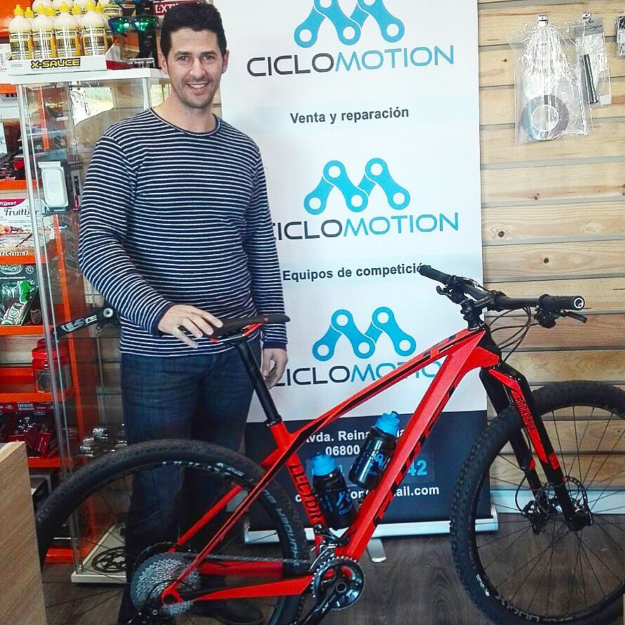 ciclomotion's tweet photo. Gracias Juan Antonio Santiago Alcón #ghostbike #lector7 . Disfrútala!! #somosciclomotion #Extremadura https://t.co/DFwiSsQ911
