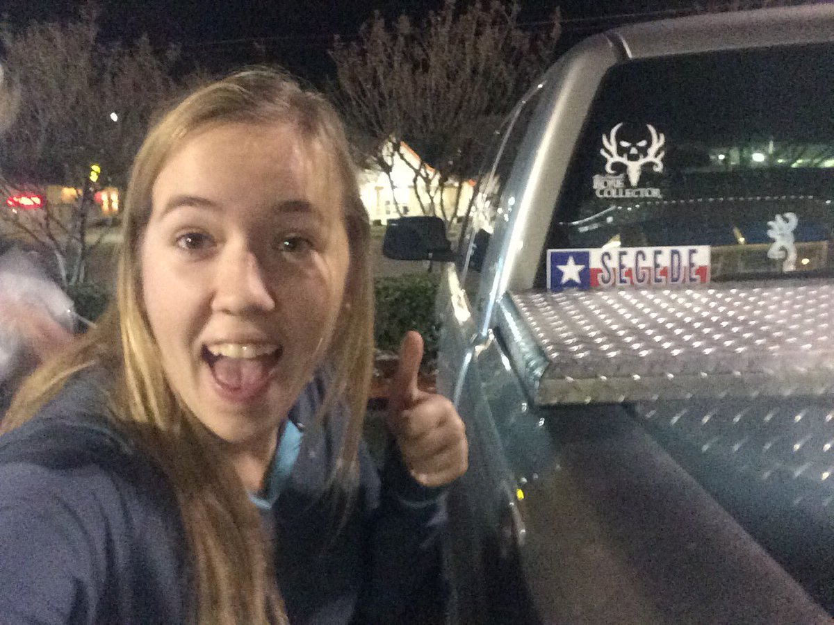 murphy_stude's tweet photo. new twitter series: selfies with #TXBumpers

stay tuned for more https://t.co/TdpaNJtK1E
