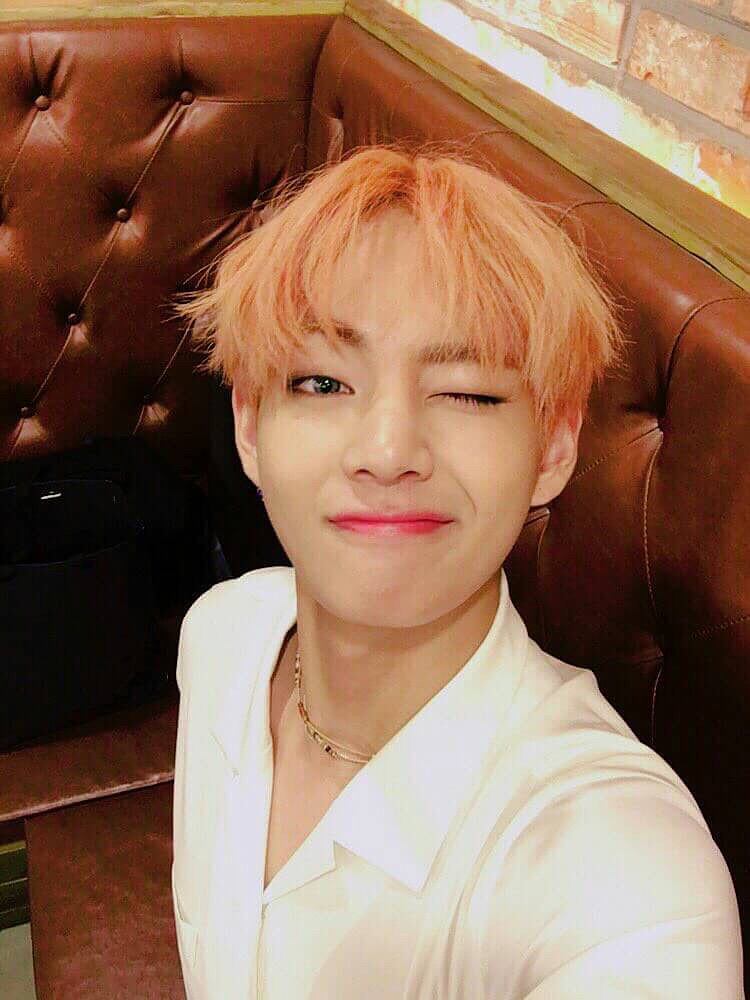 BangTang__9791's tweet photo. てひょにひょん！！
생일 축하해요 https://t.co/gjKPZT9NT1