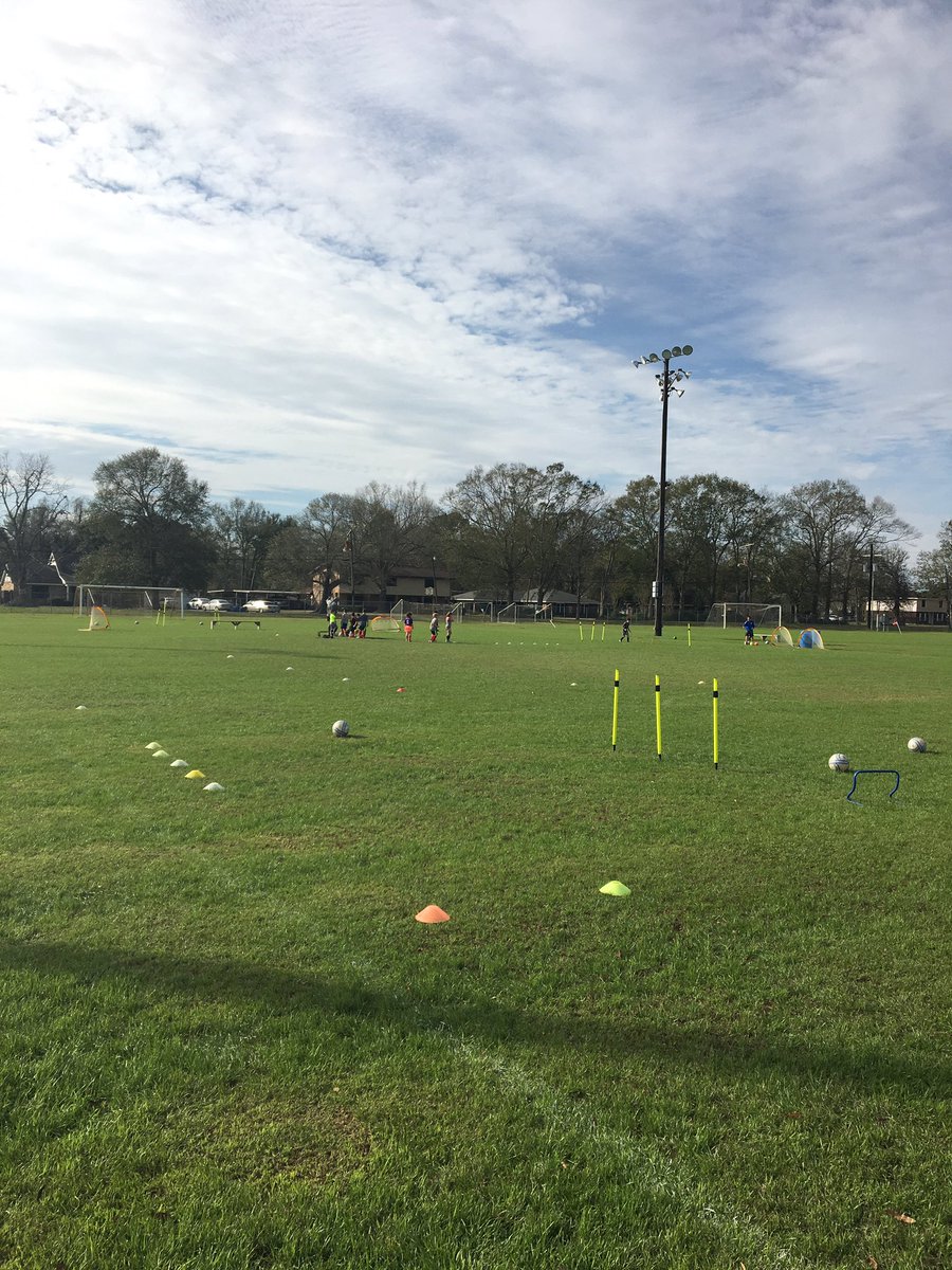 CajunRushFan's tweet photo. #CSCcamps last day of Winter Camp https://t.co/YZjUCZuP2g