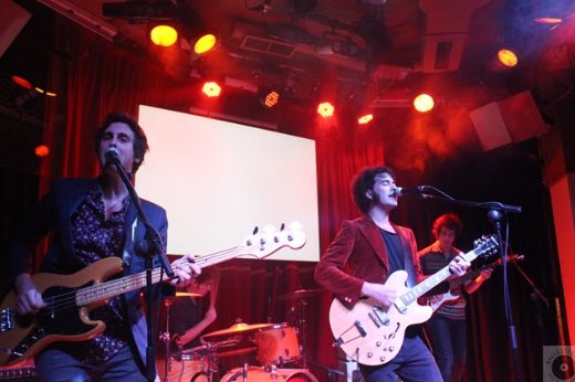 ballesterock's tweet photo. Una buena noche al ritmo del mejor rock and roll. Crónica del #concierto de @Valparadisoband en la @SalaElSol 

https://t.co/yWGj6ggALS https://t.co/DLGh70dcBn