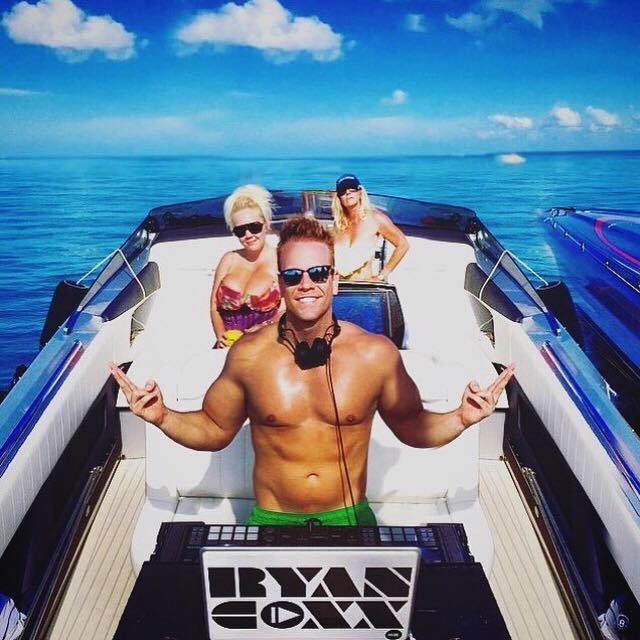 GrandReserveLex's tweet image. #NYE #sharethelex 
Buy tix Eventbrite.com under MignightBashLex 
@BarrelHouseLex @BluegrassCater @GrandEventsPlan @BhousegardensKY