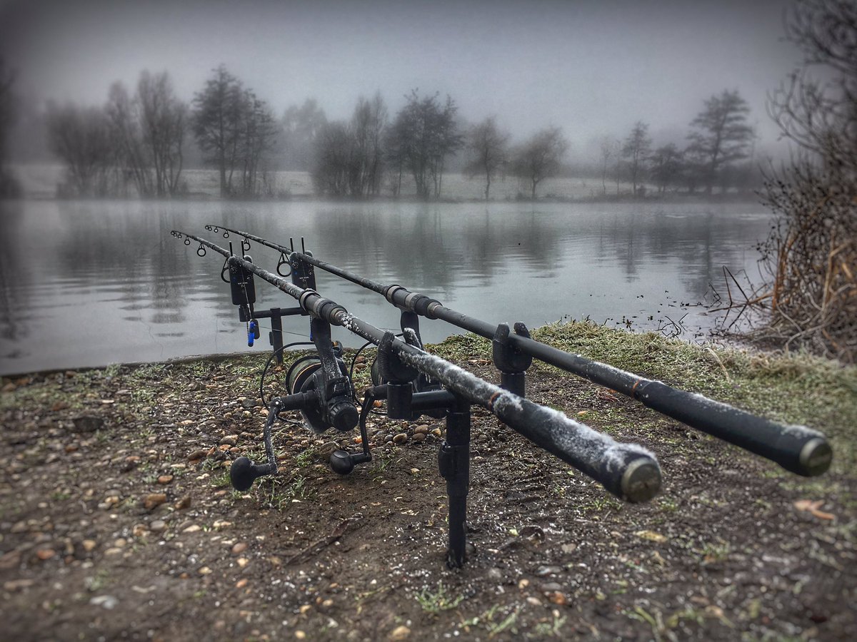 billyX21BAV's tweet photo. Brilliant couple of days away, 3 fish but nothing massive, but at lest it's a fish in December! #ilovewintercarping #carp #winter #urbanbait https://t.co/mDJdVyHA9o