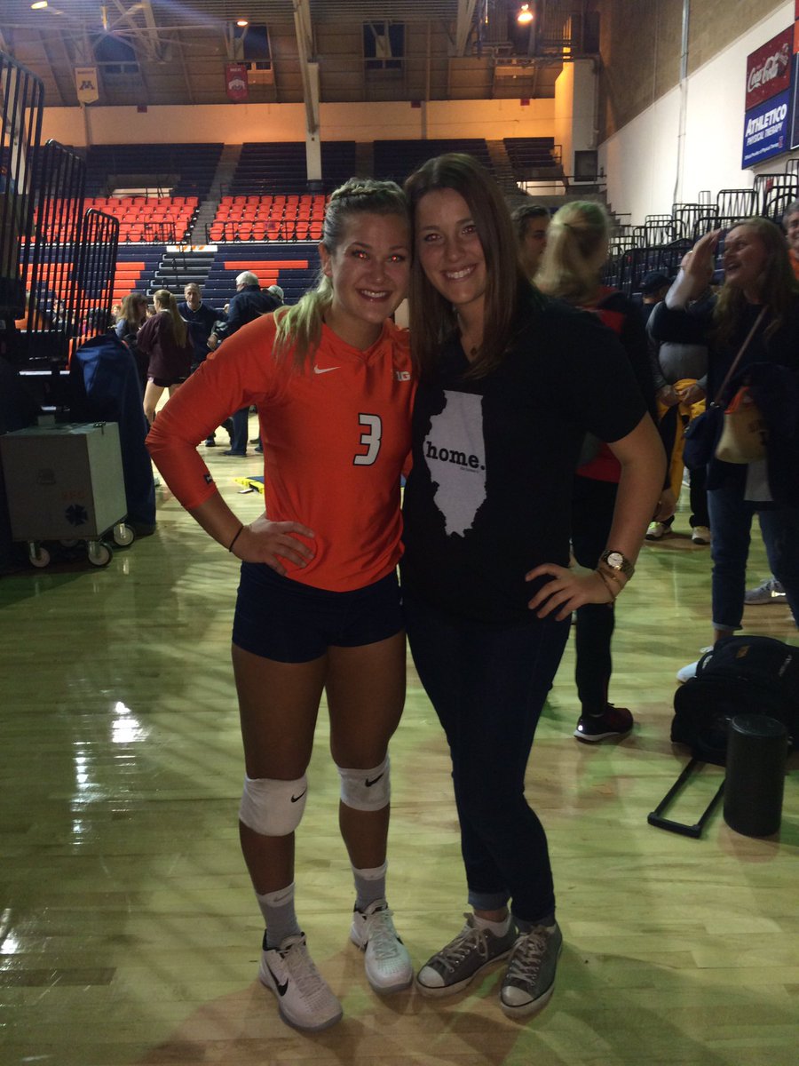 emcapp's tweet photo. Wishing a huge happy 21st to my bff!!!! @beeejo3 https://t.co/ryYTeQpBdp