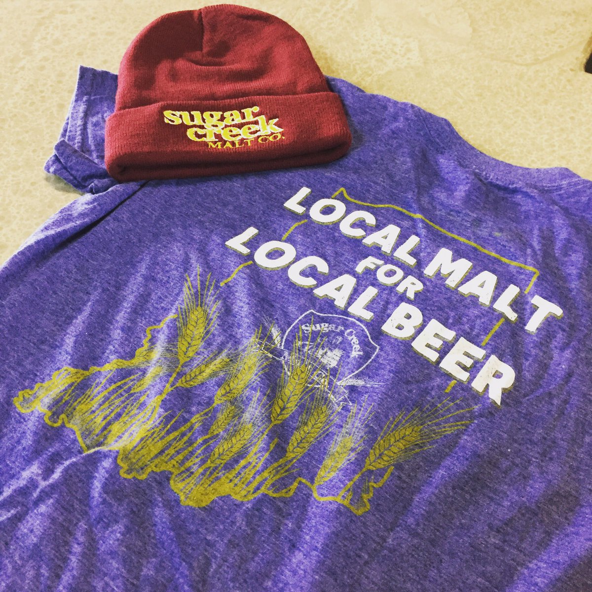 KopaceticBeer's tweet image. Got a visit and some swag today from @SugarCreekMalt!  Excited not only to brew #LocalBeer but also to use #LocalMalt! #CraftBeer #INBeer