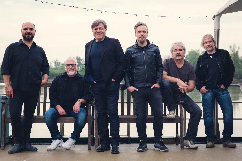 follemagazine's tweet photo. #Nomadi, il concerto evento il 29 aprile a ... - https://t.co/DKOFiL2BIz - #BassanoDelGrappa #MusicaItaliana https://t.co/X35Ks4LMx0